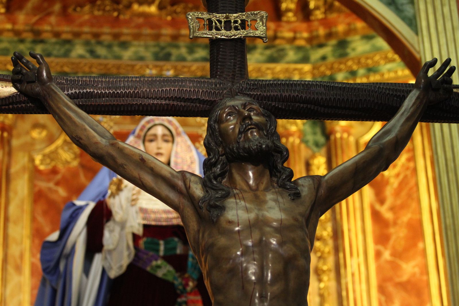 EL besamanos del Cristo de La Expiración, en imágenes