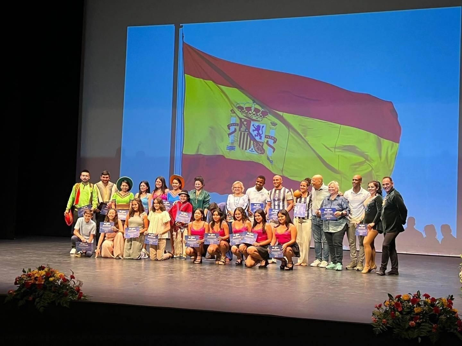 Folklore y tradiciones la VII Gala de la Hispanidad de Huércal Overa.