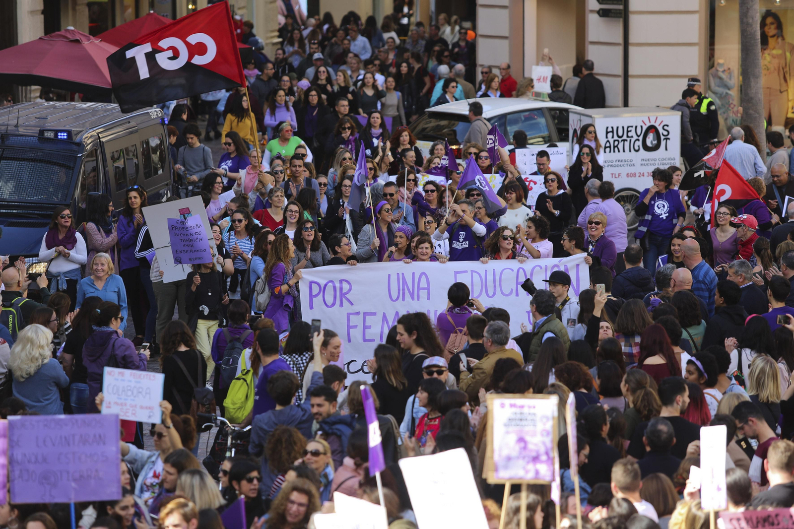 8M Día de la Mujer. Concentración en la Plaza de la Constitución