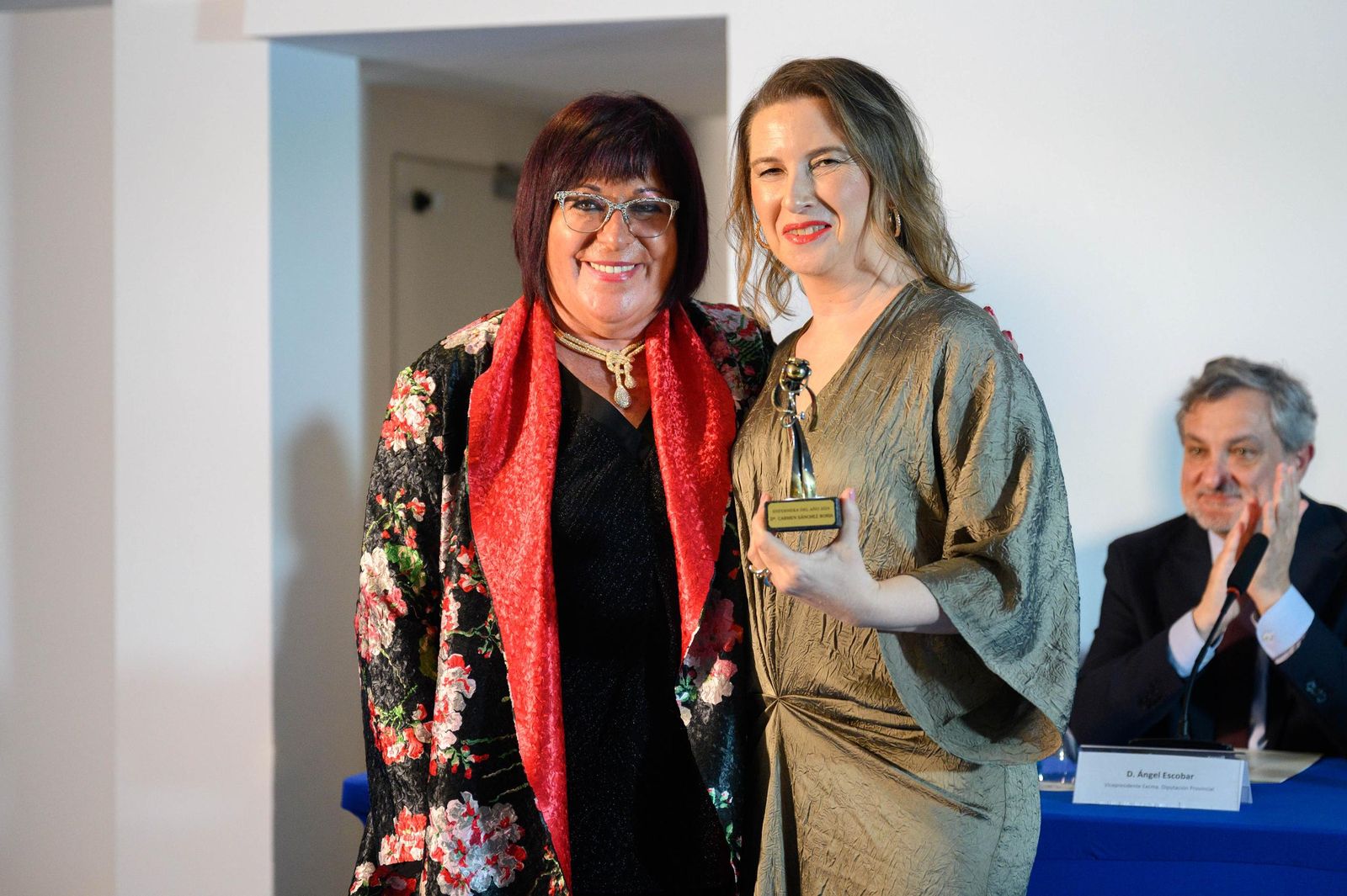 Presidenta y enfermera del año