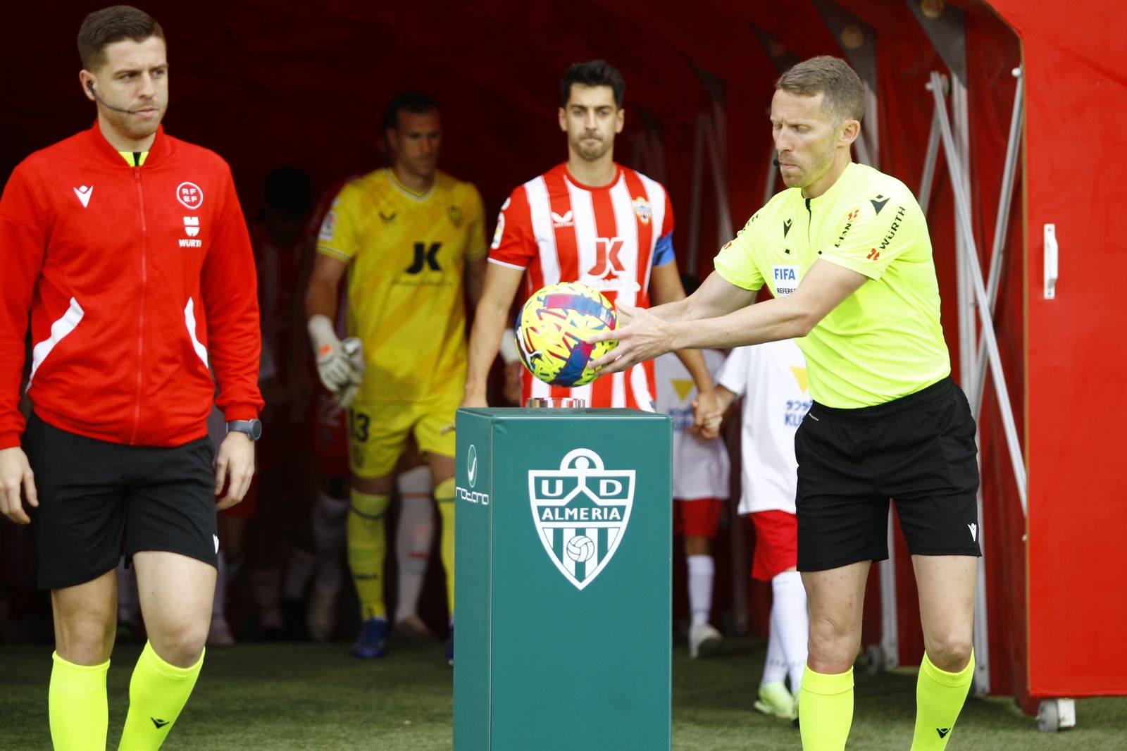 Imágenes del partido U.D. Almería-Elche C.F.