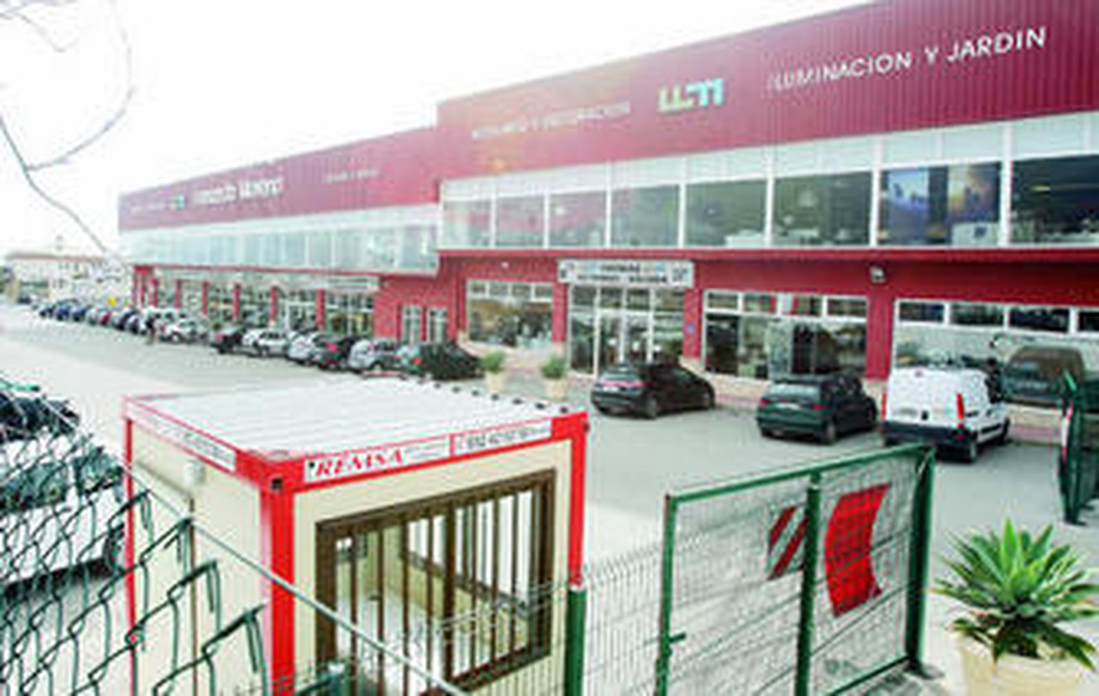 Empresa de Fernando Moreno, ubicada en San Pedro Alcántara.