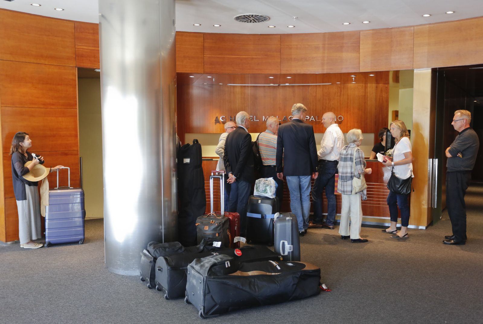 Varios clientes en un hotel de Málaga capital.