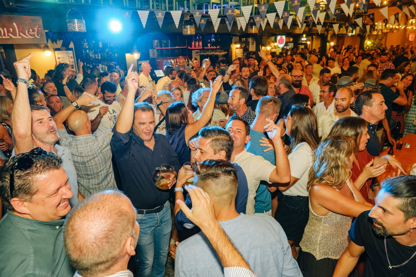 Búscate en el OktoberFest de Plaza Canterbury del viernes día 29 de septiembre