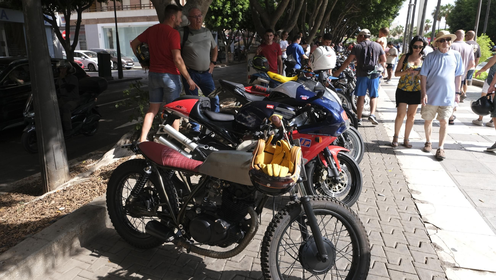 Exposición de motos antiguas y Ducatis en la Feria de Almería 2025, en imágenes