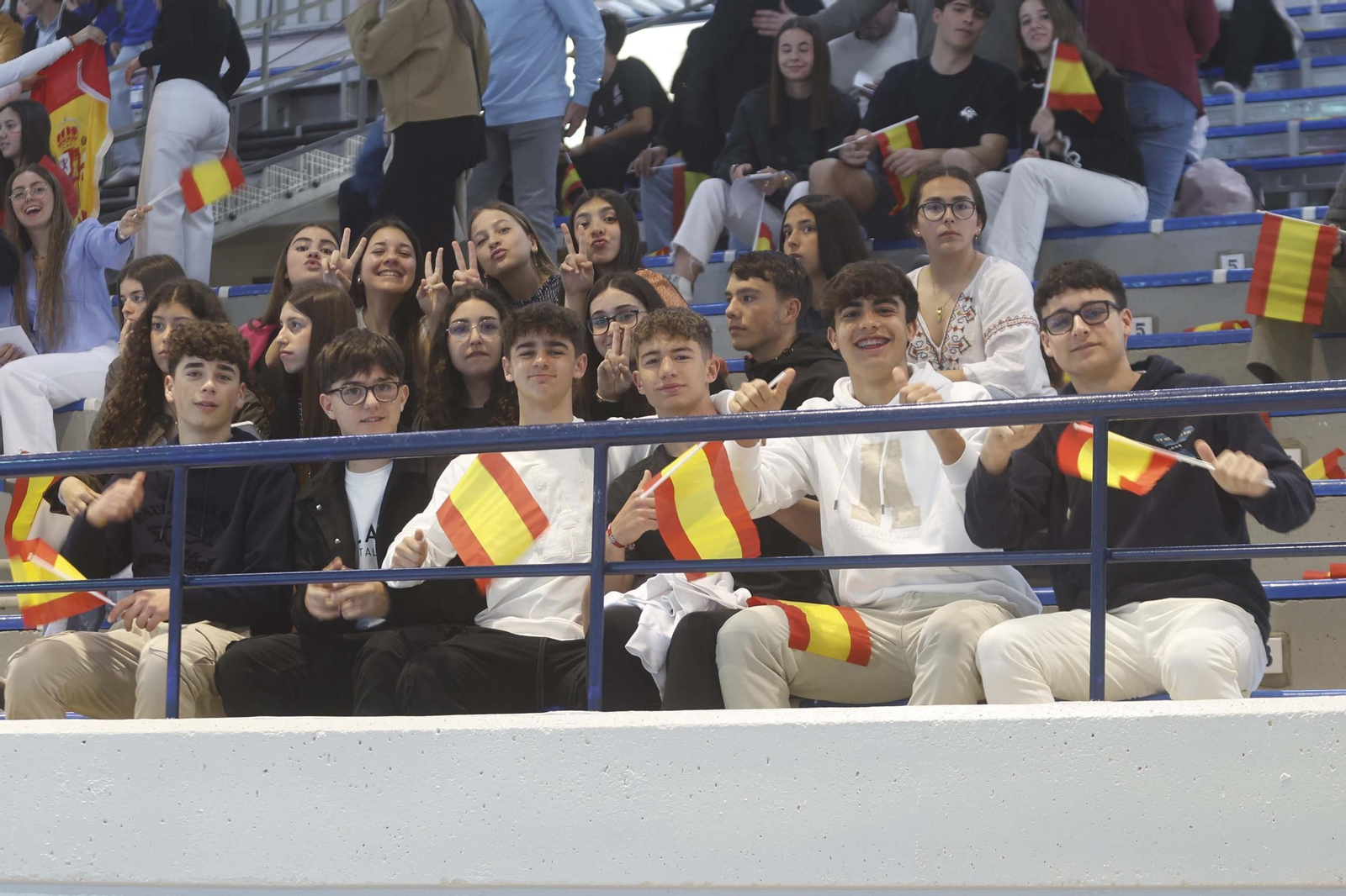 Búscate durante el España - Croacia de balonmano en Algeciras
