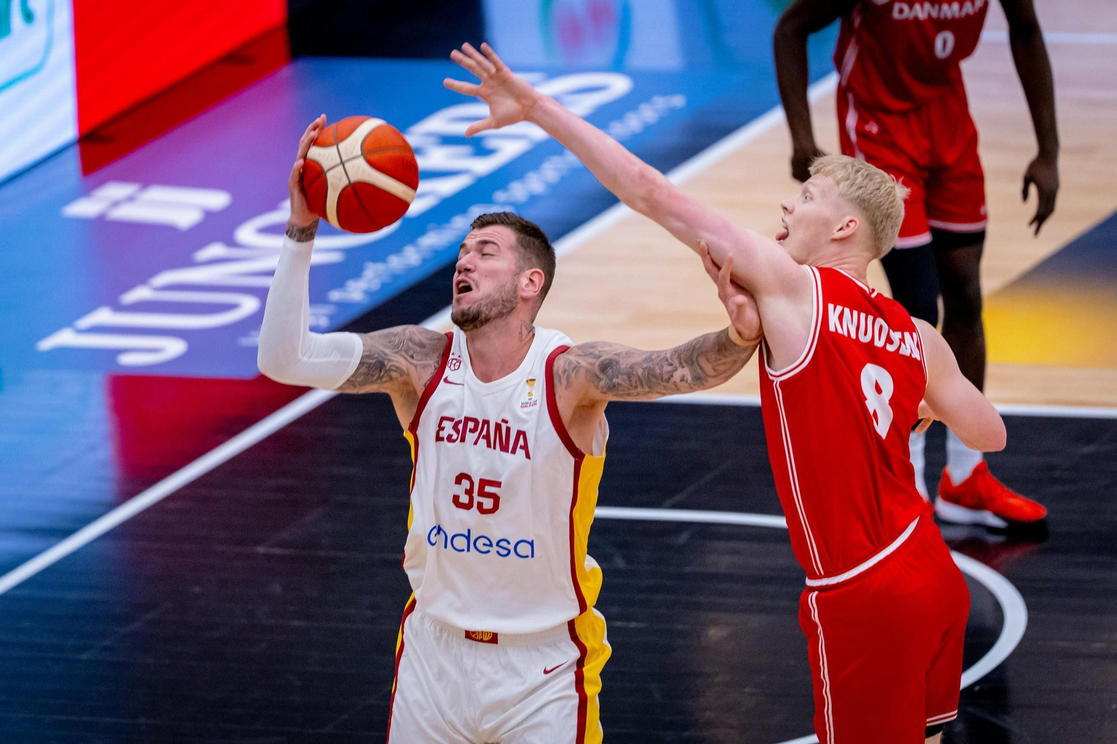 Las mejores fotos del Dinamarca-España de baloncesto