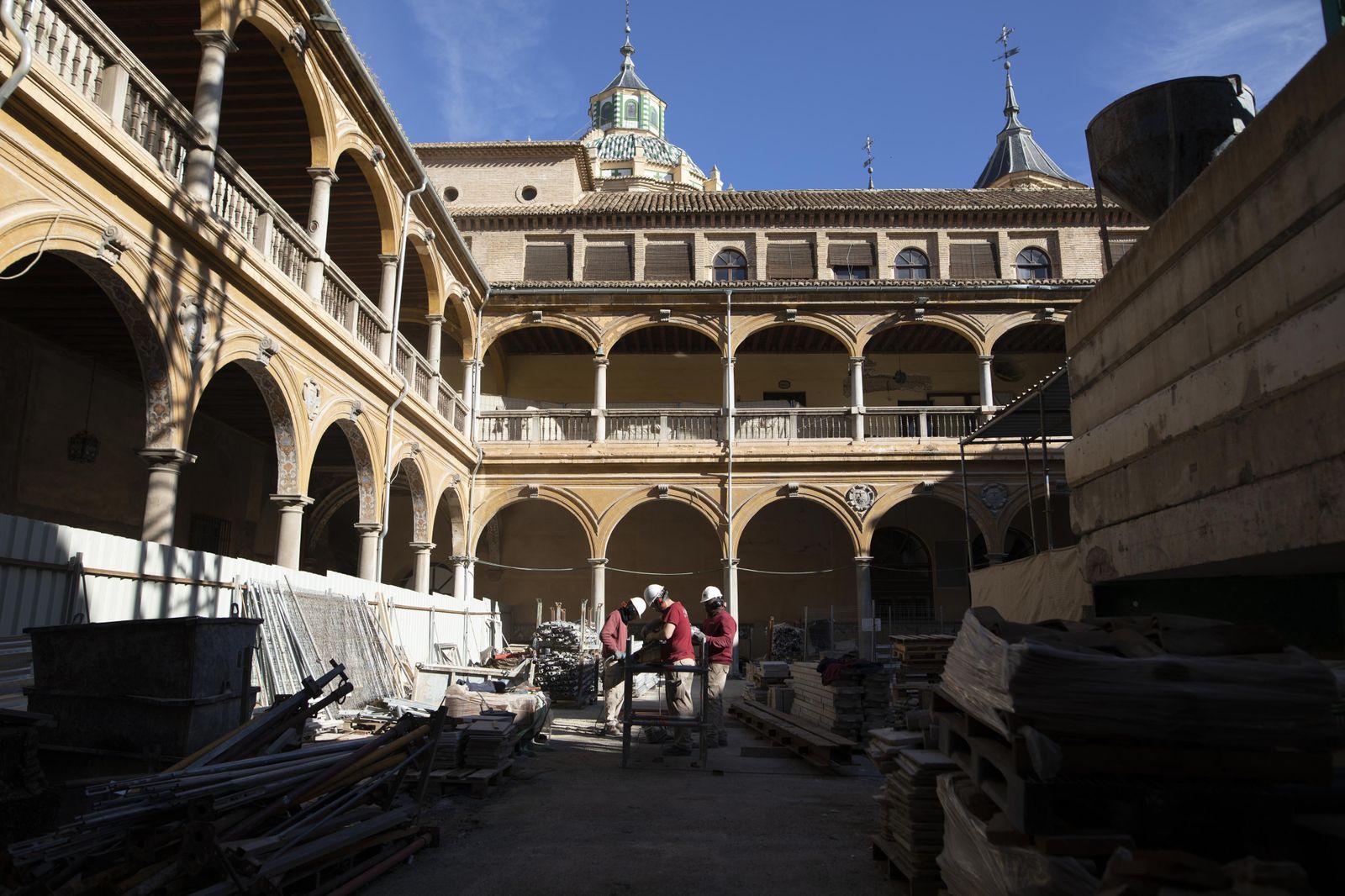 Confianza en que las obras del Hospital de San Juan de Dios de Granada estén acabadas en primavera