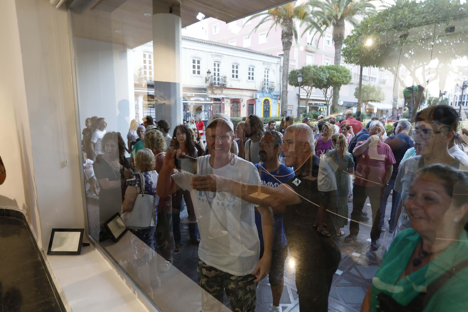 Fotos de la exposición del esqueleto de la ballena Galadriel