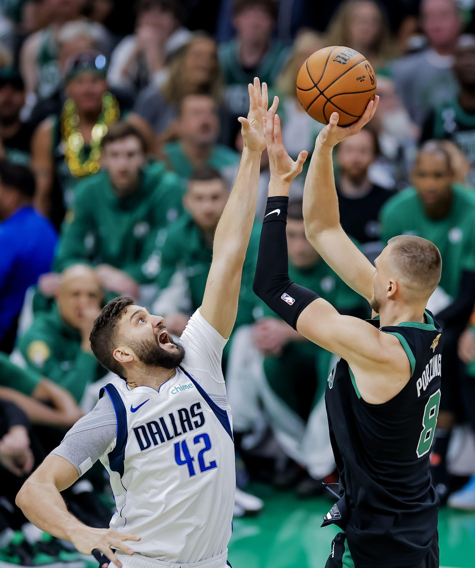 El segundo partido de la final de la NBA Celtics - Mavericks, en imágenes