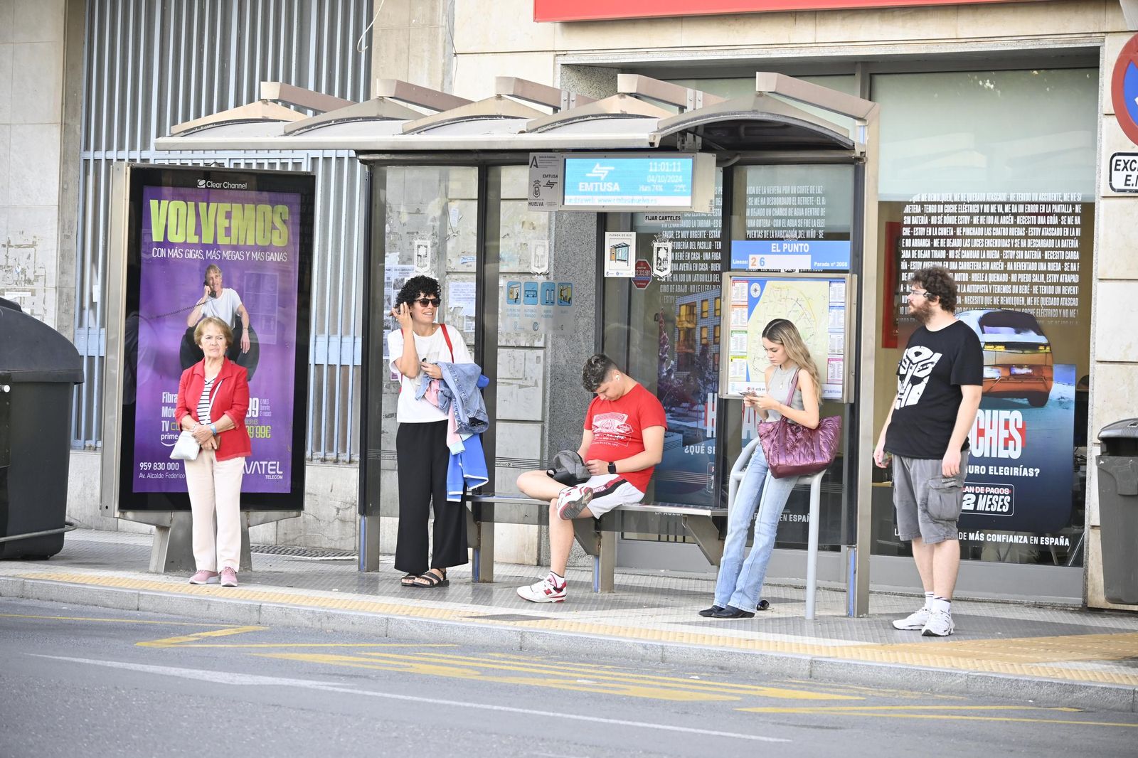 Imágenes de ambiente del viernes 4 de octubre en Huelva
