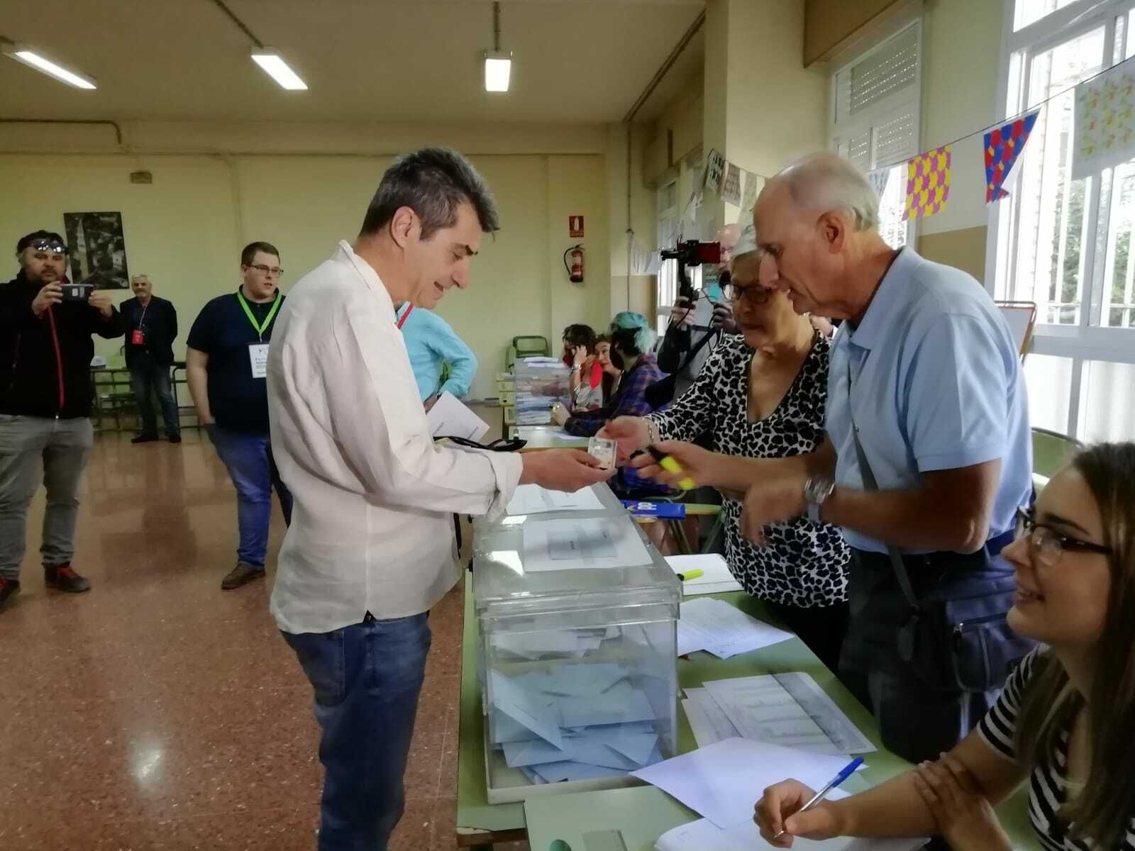 Jornada electoral: Los candidatos a la Alcaldía de Granada votan
