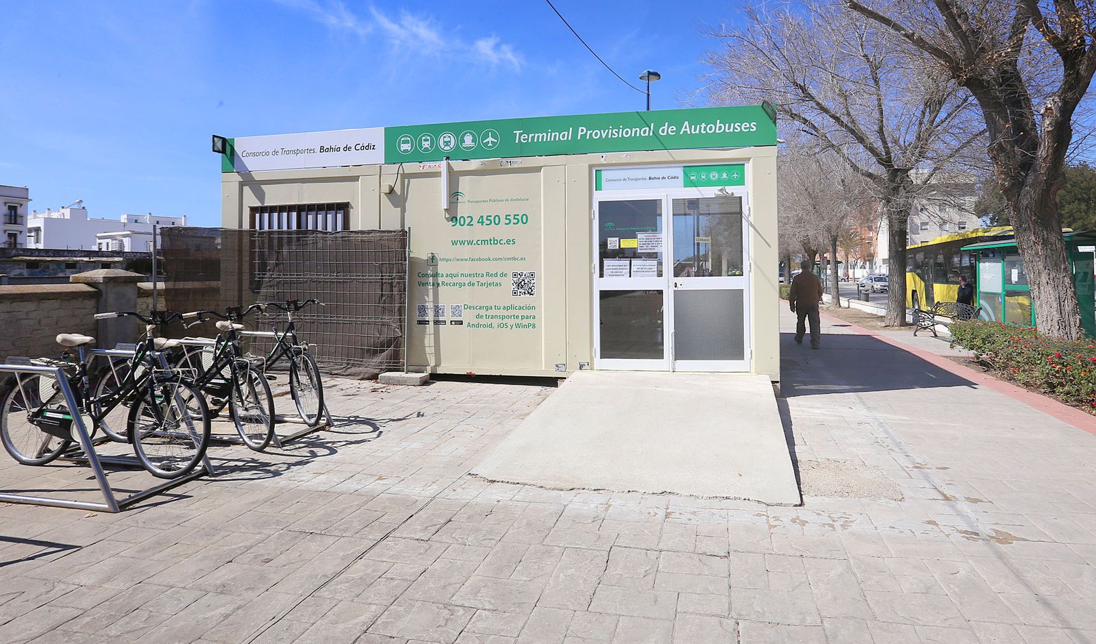 Terminal de autobuses en la calle Paciano del Barco que será objeto de las obras.