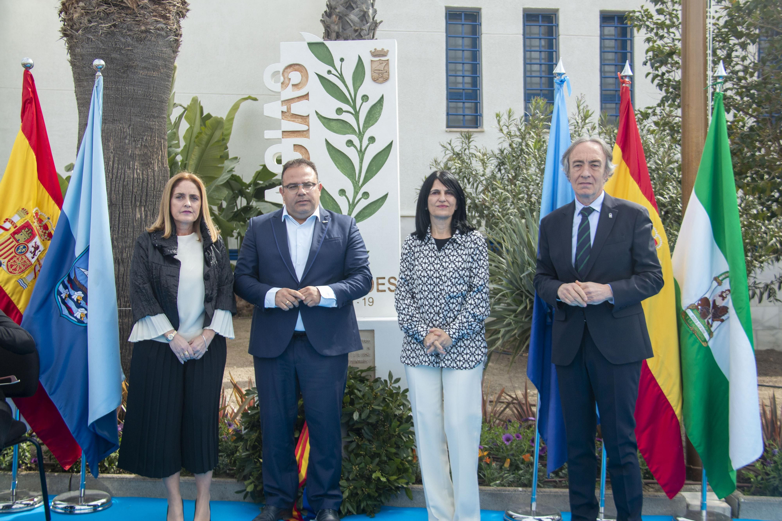 Así ha sido el homenaje de Almuñécar a los colectivos, profesionales y voluntarios en primera línea de la pandemia