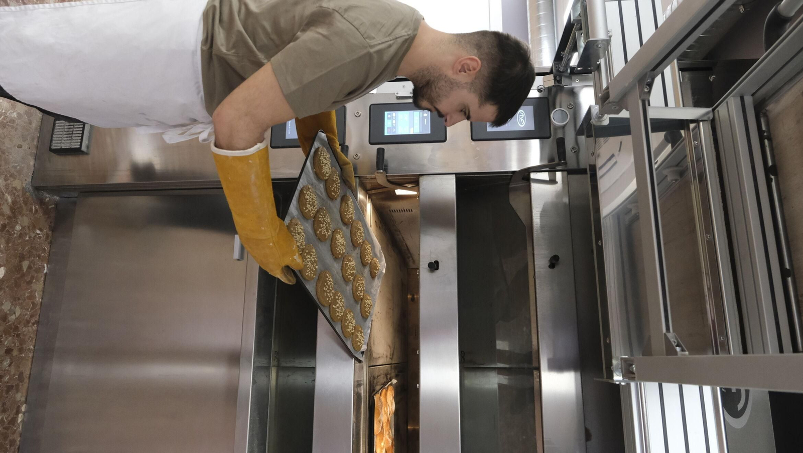 Vea cómo hacen el pan en la Panadería 'La Pelina'