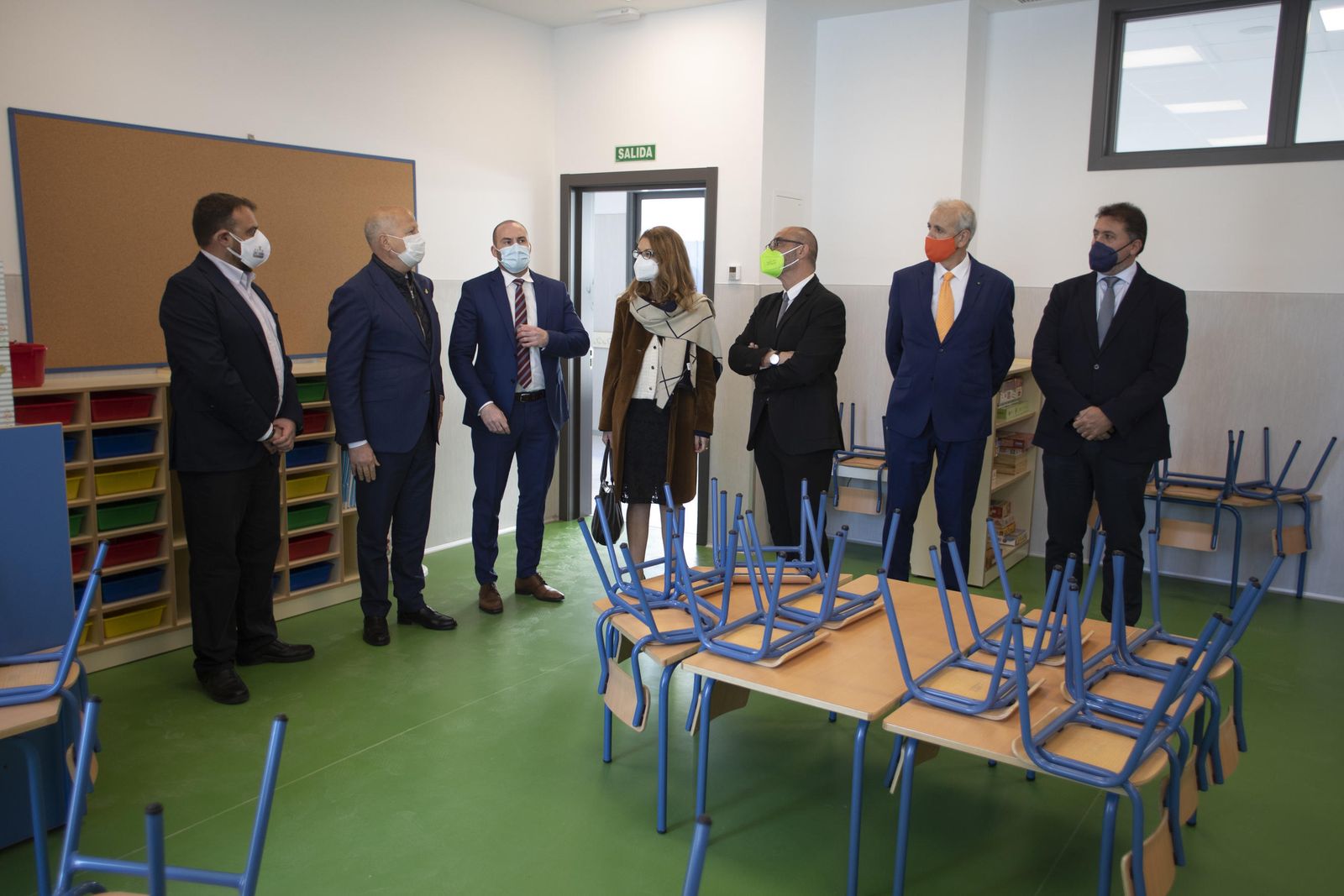 Javier Imbroda visita las instalaciones del colegio de El Chaparral