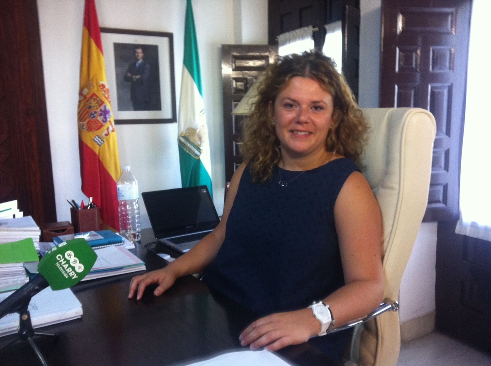 La alcaldesa de Ronda rechaza dimitir por la polémica boda de la hija del concejal del PSOE