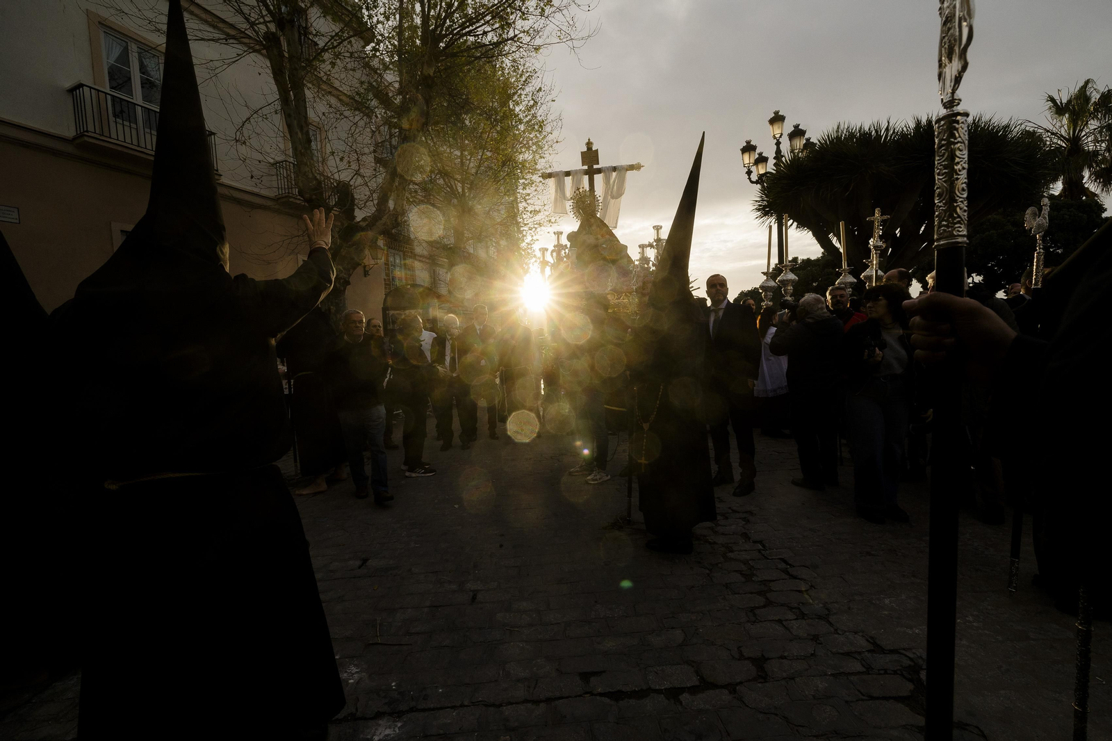 Las imágenes de la cofradía del Caminito este Miércoles Santo en la Semana Santa de Cádiz de 2024