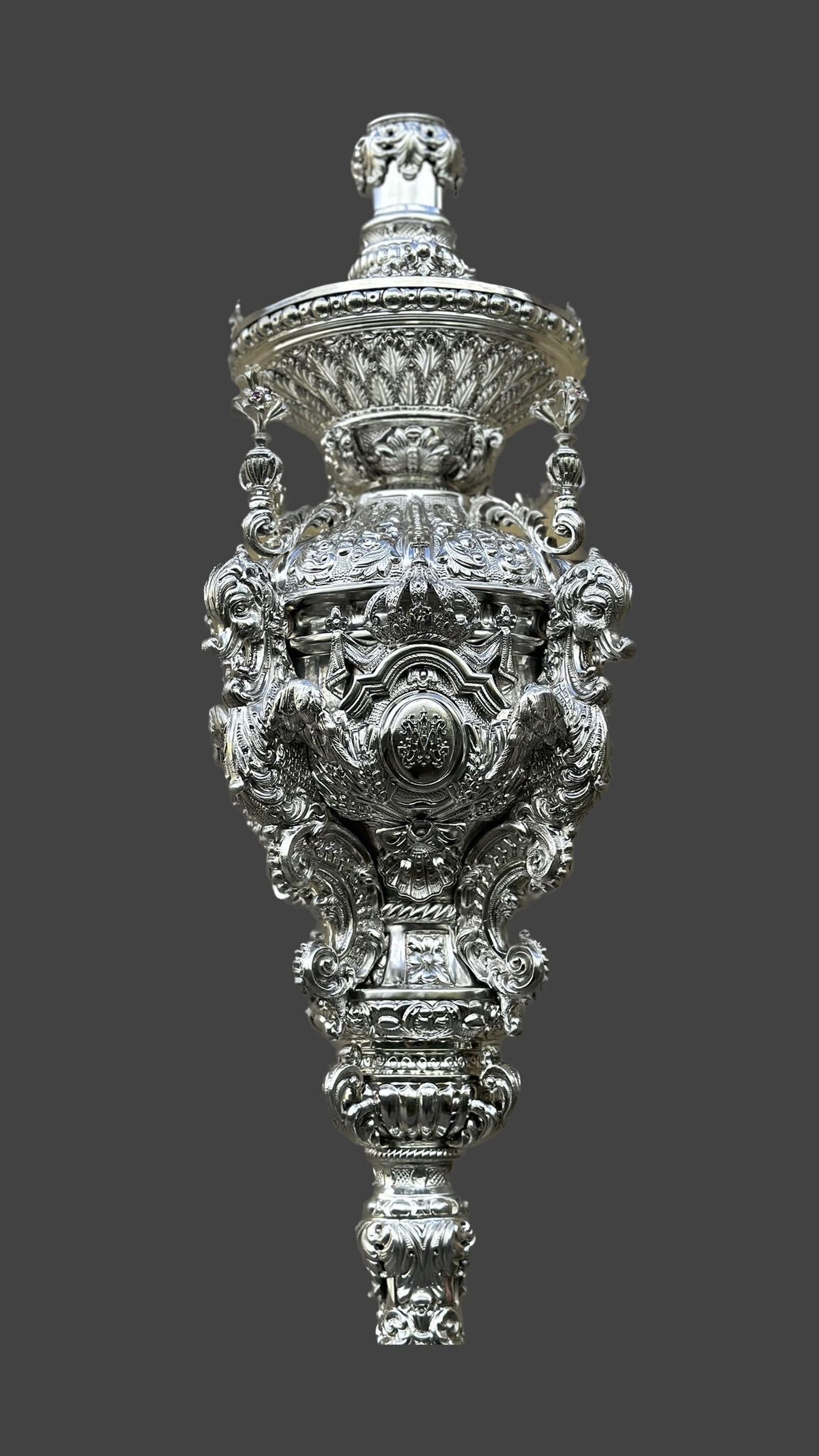 Detalle de uno de los ciriales