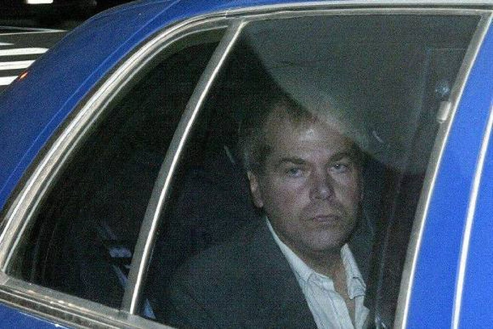 Ordenan la liberación del hombre que intentó matar a Ronald Reagan