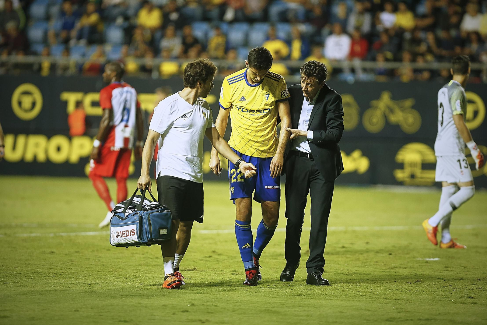 Las imágenes del Cádiz-Sporting