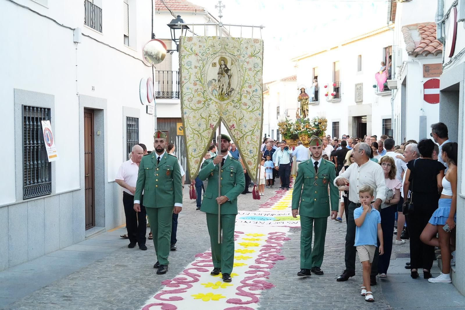 La procesión de San Roque en Dos Torres