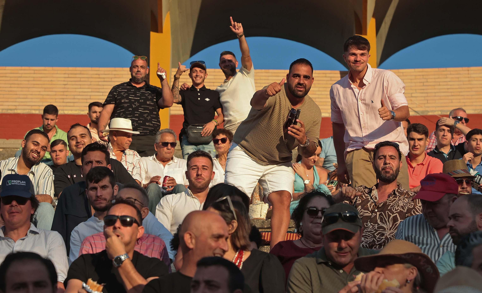 Búscate durante la corrida del viernes de la Feria Real de Algeciras 2024