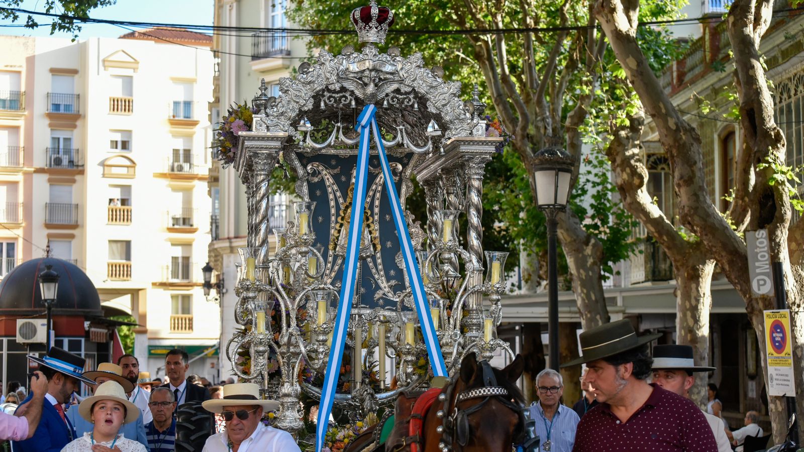 Las fotos de la Santa Misa Rociera en La Línea