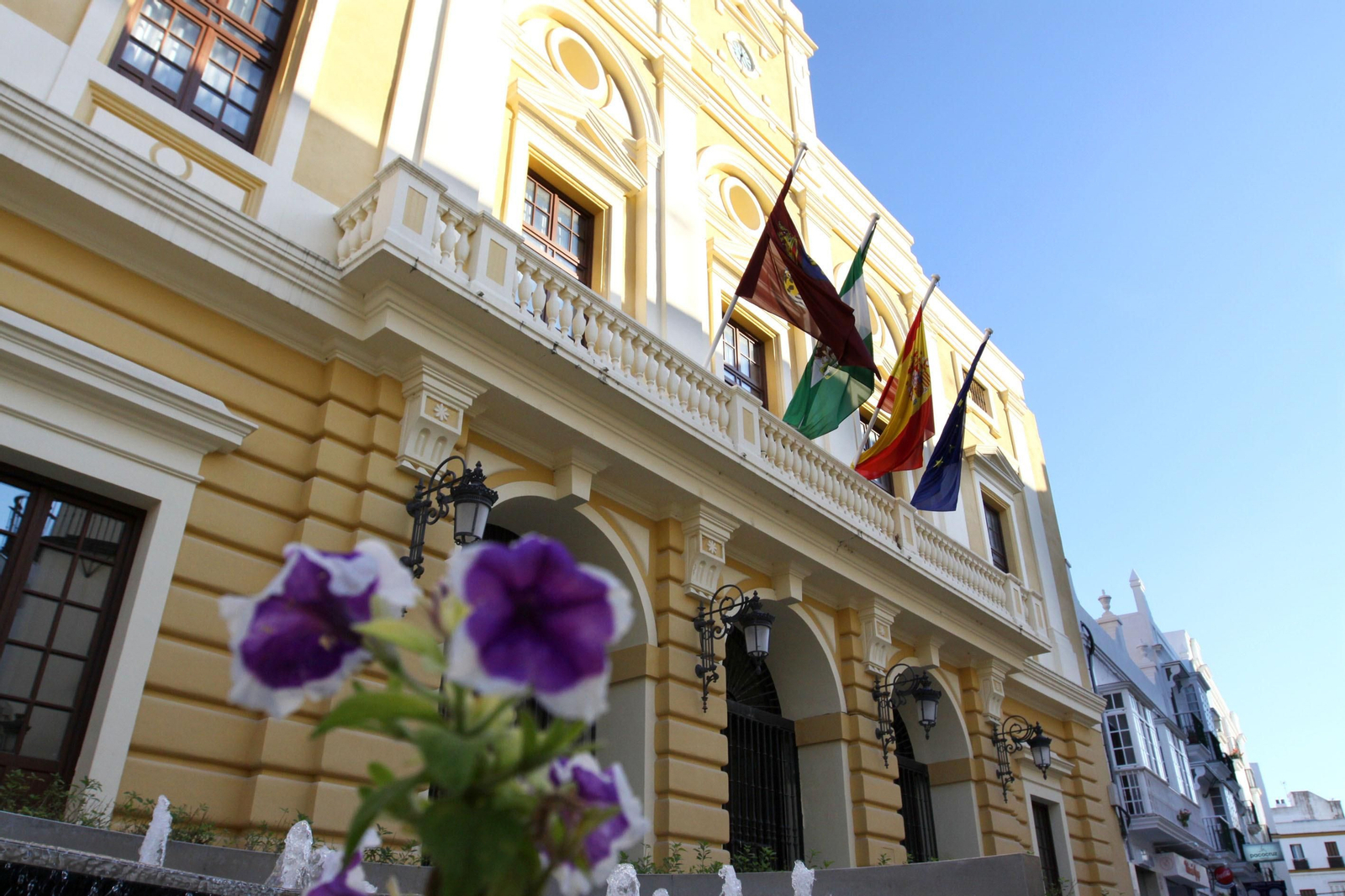 Vista de la fachada del Ayuntamiento, en una imagen de archivo.