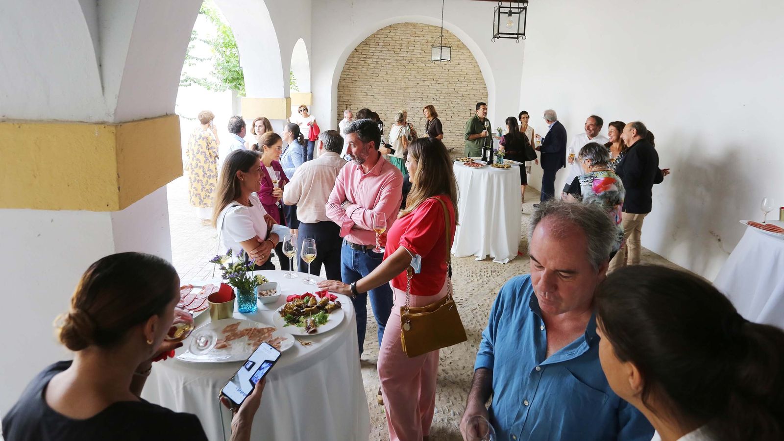 Algunos de los invitados al almuerzo.