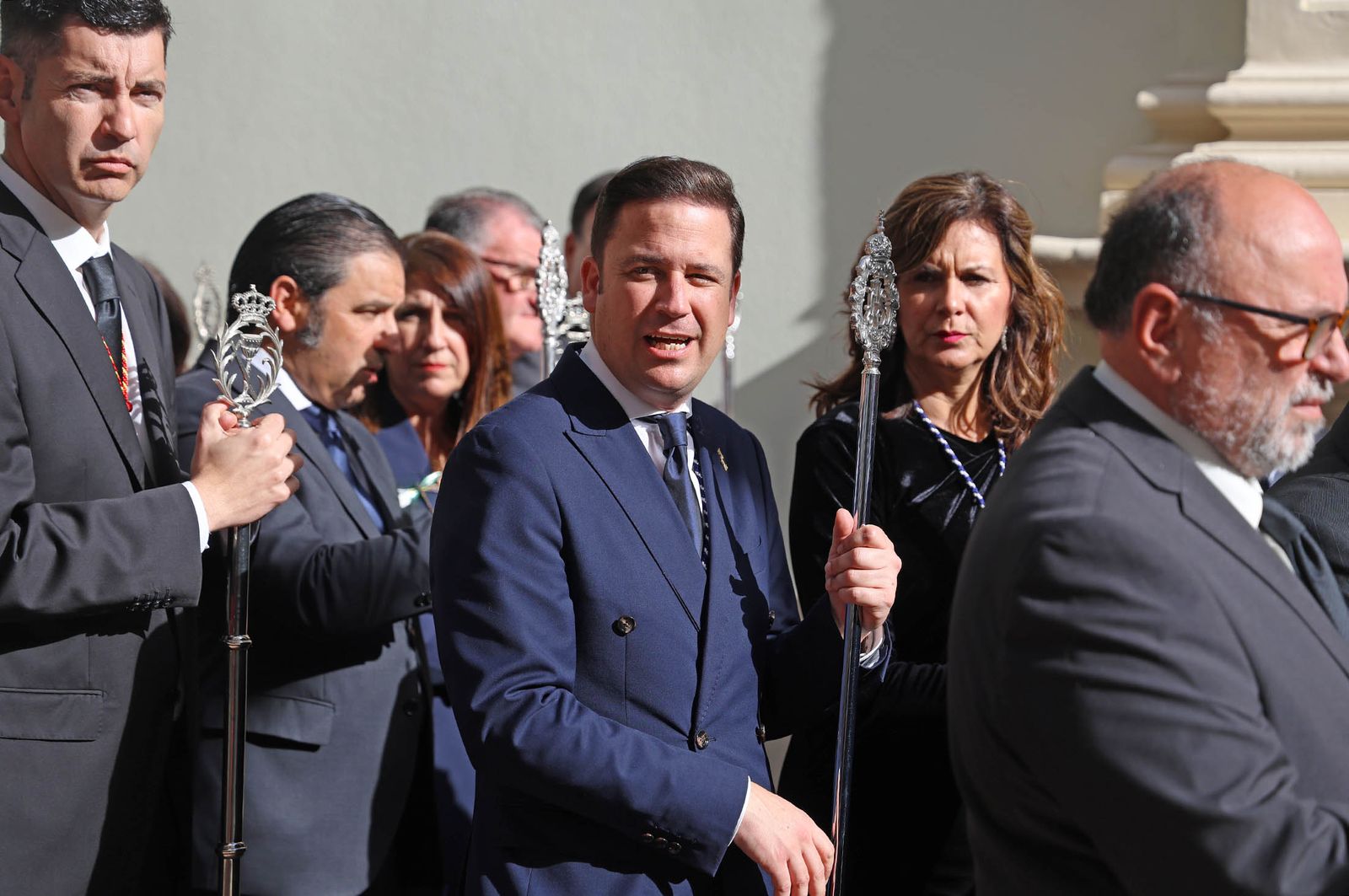 Sábado de Pasión: Imágenes de la procesión del Cristo de la Vera+Cruz portado por el Grupo de Caballería Ligero Acorazado 'Reyes Católicos' II de la Legión de Ronda