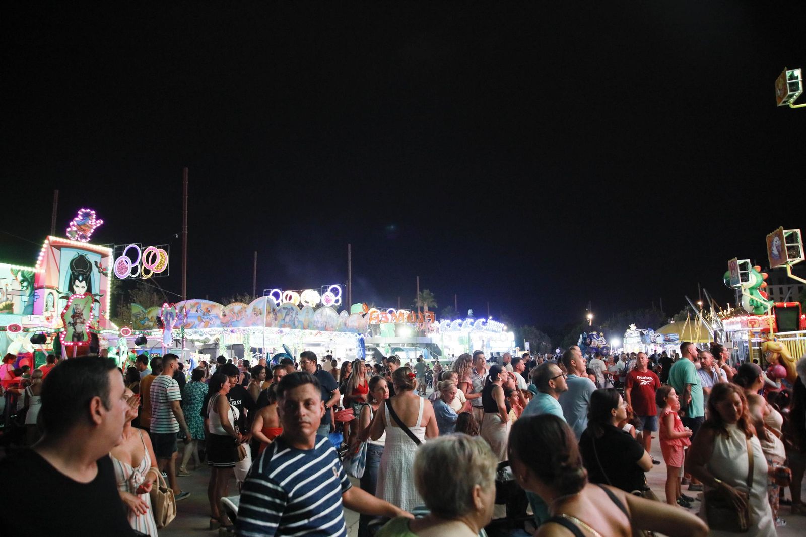 Las imágenes del lunes en la Feria de Almería sin ruidos