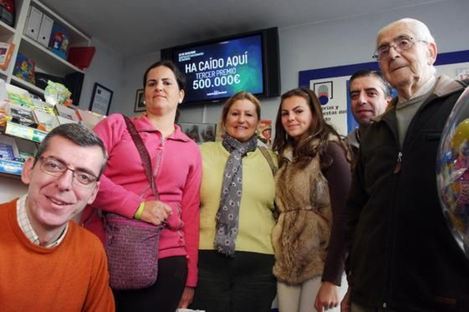 Las imágenes de las celebraciones de los premiados en Lora del Río./ Belén Vargas