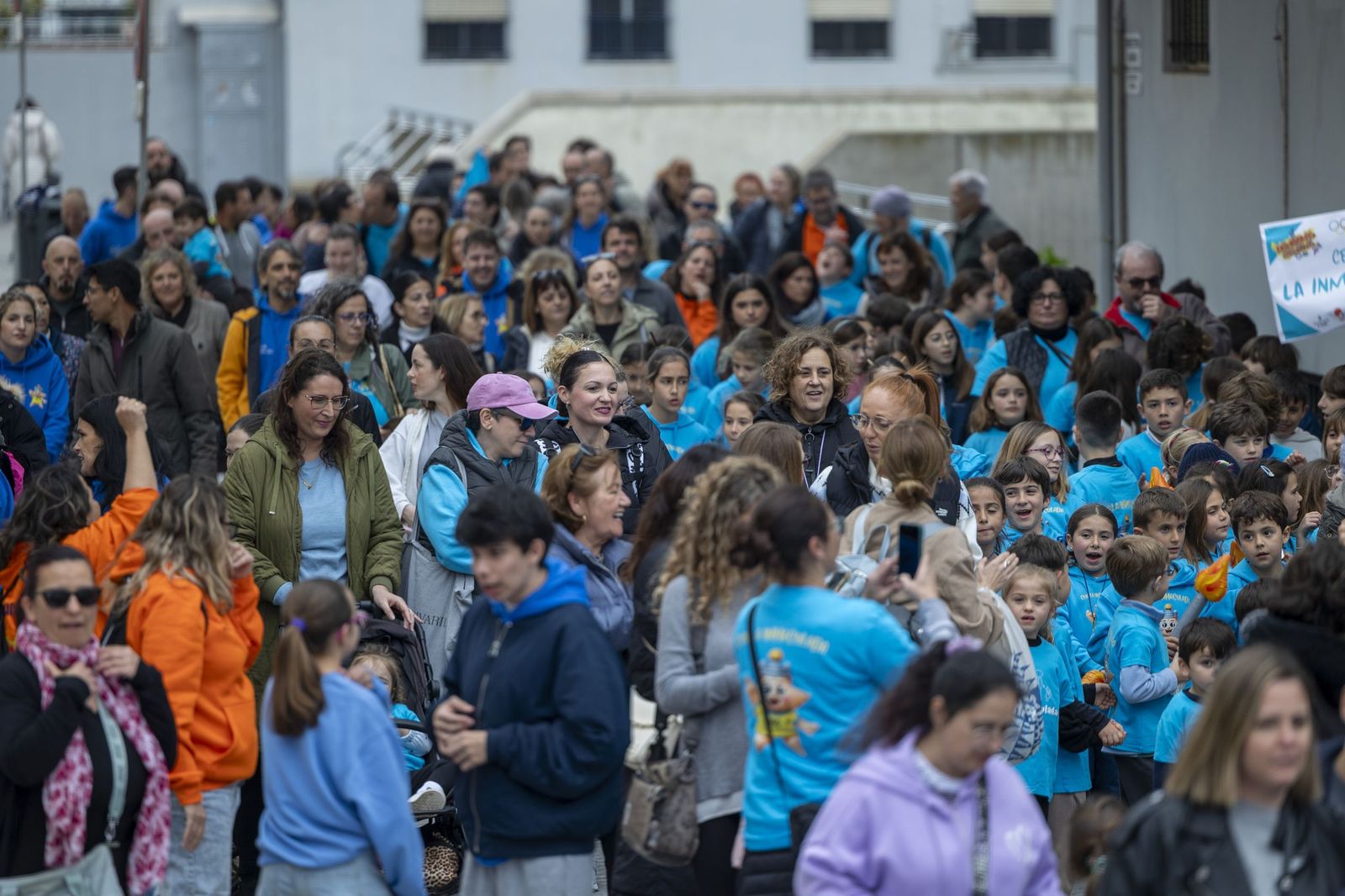 Las imágenes de la inauguración de VI Olimpiadas Escolares de la Escuela Pública de Cádiz