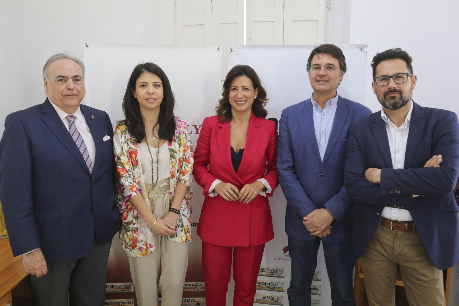 Cayetano Rengel, Violeta Aragón, Silvia Sánchez, Francisco Sarabia y Francisco Pomares en la sede de 'Málaga Hoy'.