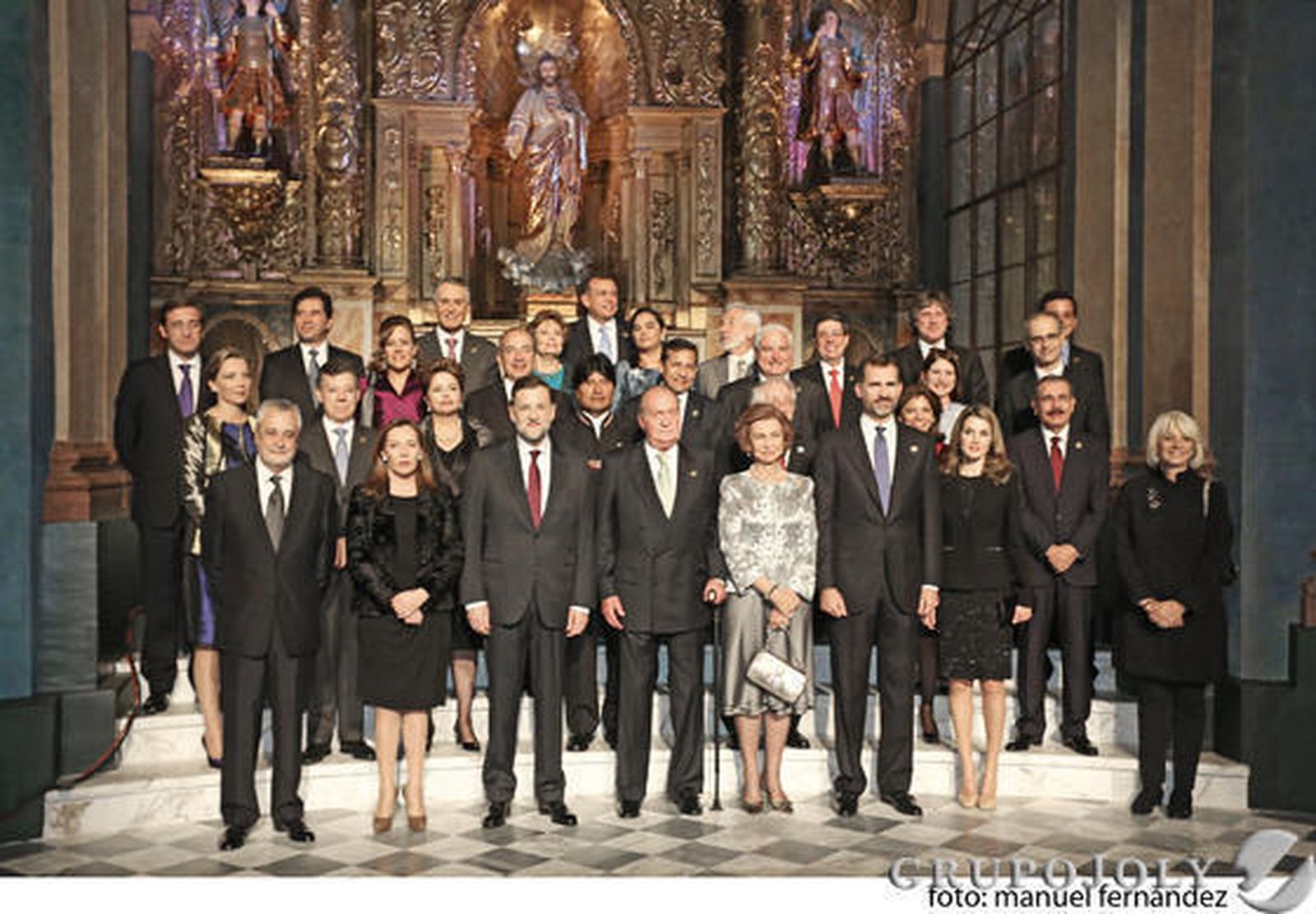 Los Reyes, los Príncipes de Asturias y otros jefes de Estado en el Oratorio de San Felipe Neri en la Cumbre del Doce.
