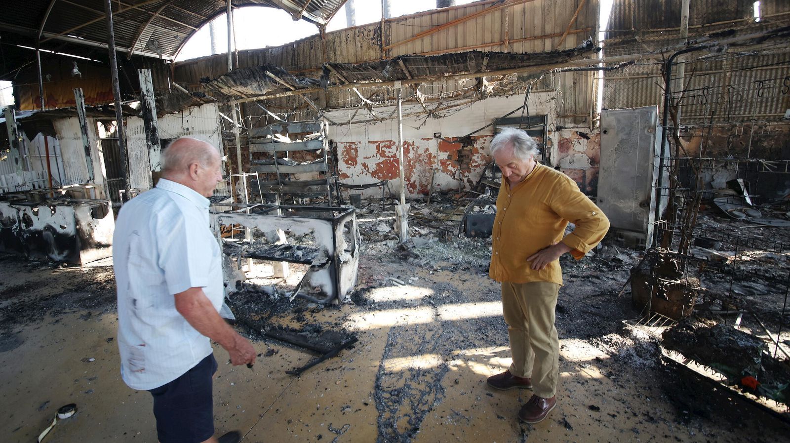 Imágenes de Viveros Olmedo en Jerez tras el incendio del pasado 13 de julio