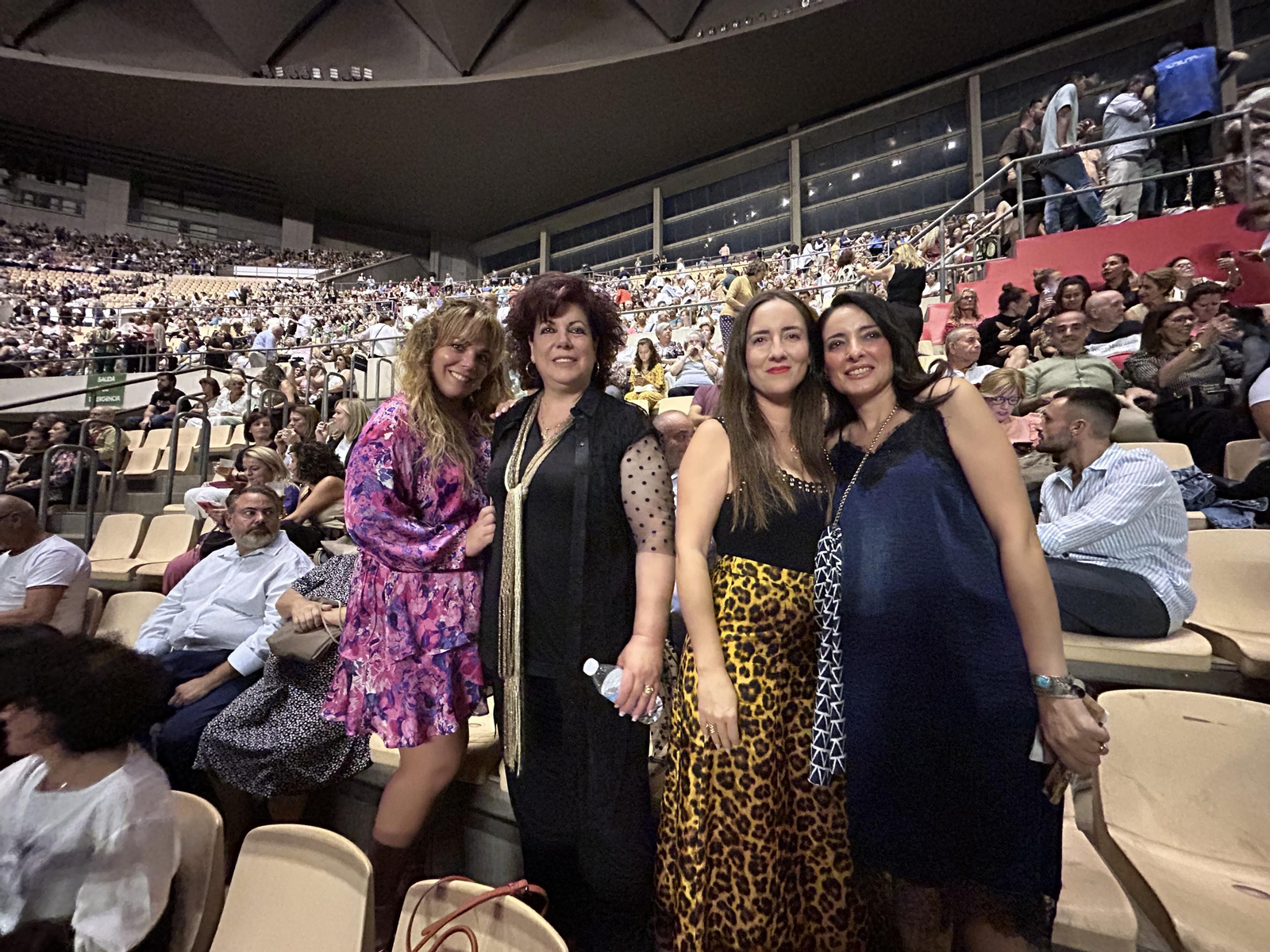 Búscate en el concierto de Isabel Pantoja