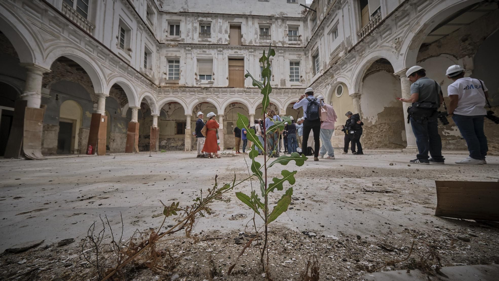 Interior del antiguo 'Instituto del Rosario' en Cádiz
