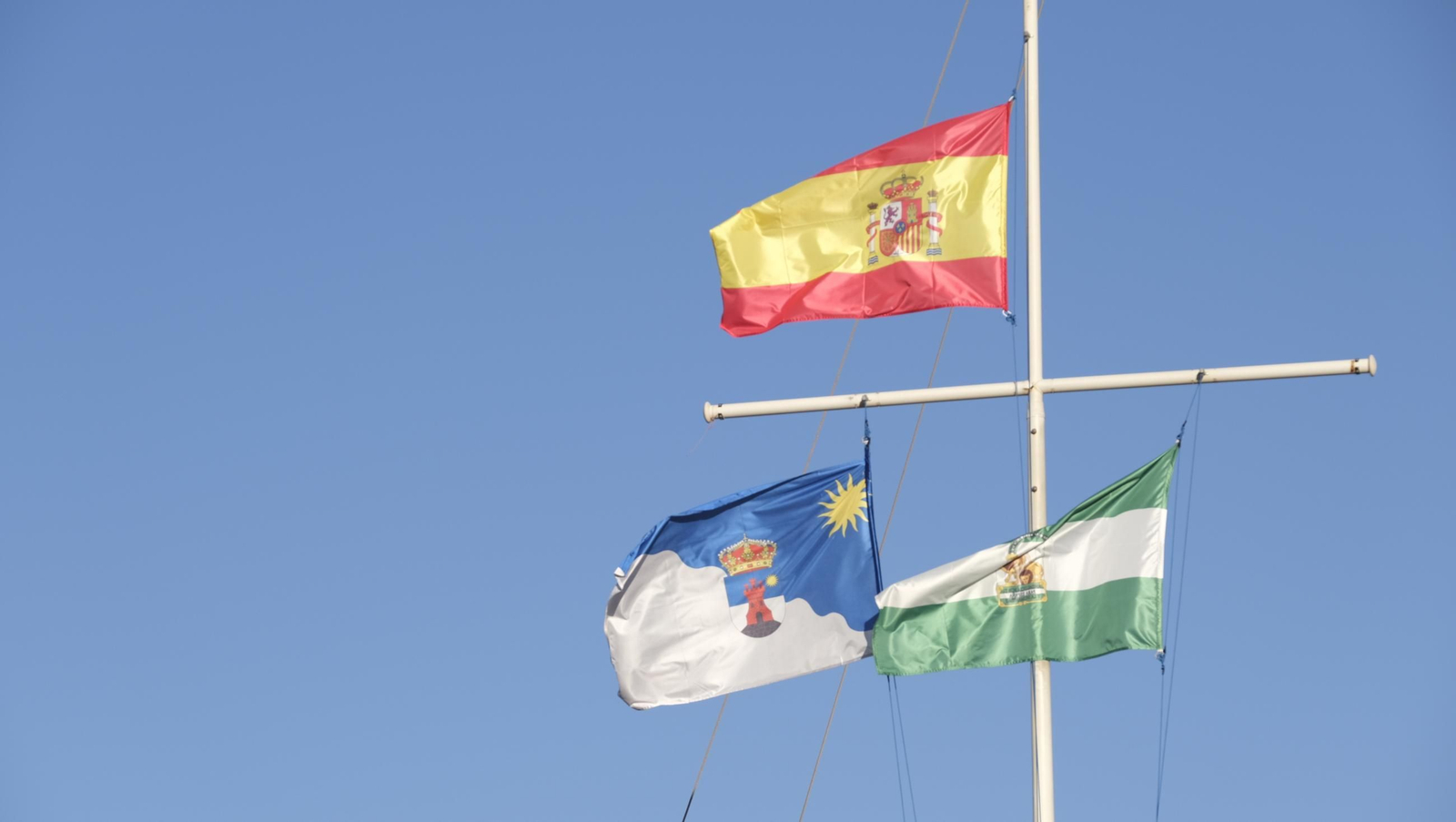 La procesión marítima de la Virgen del Carmen en Aguadulce, en imágenes