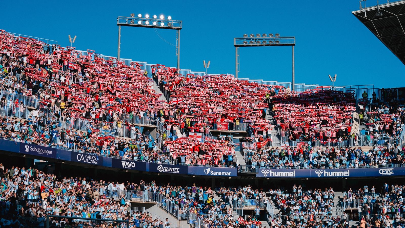 Los aficionados rojiblancos invandieron las gradas de La Rosaleda el pasado fin de semana.
