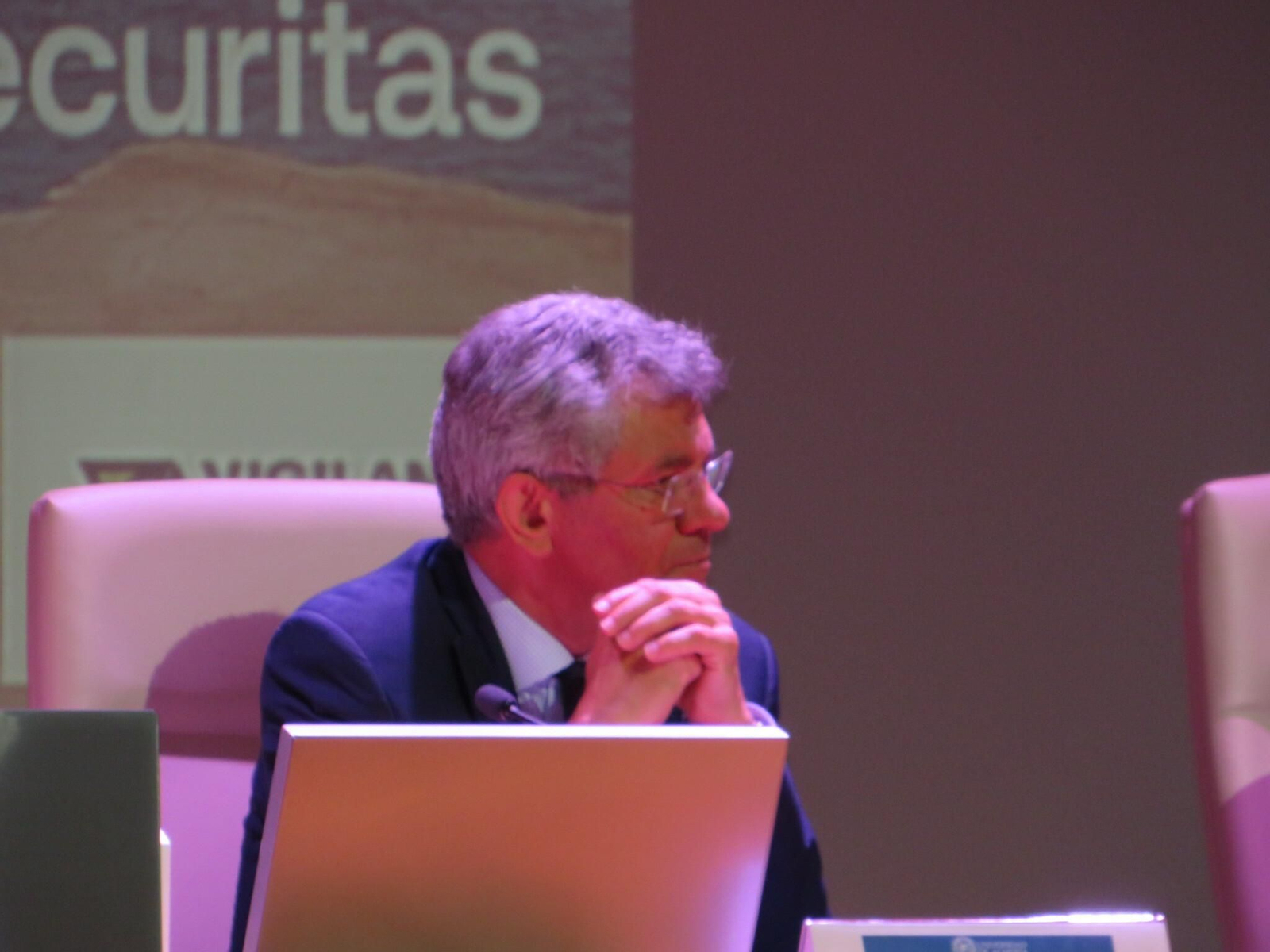 Policía y Guardia Civil premian a la seguridad privada en la UAL.