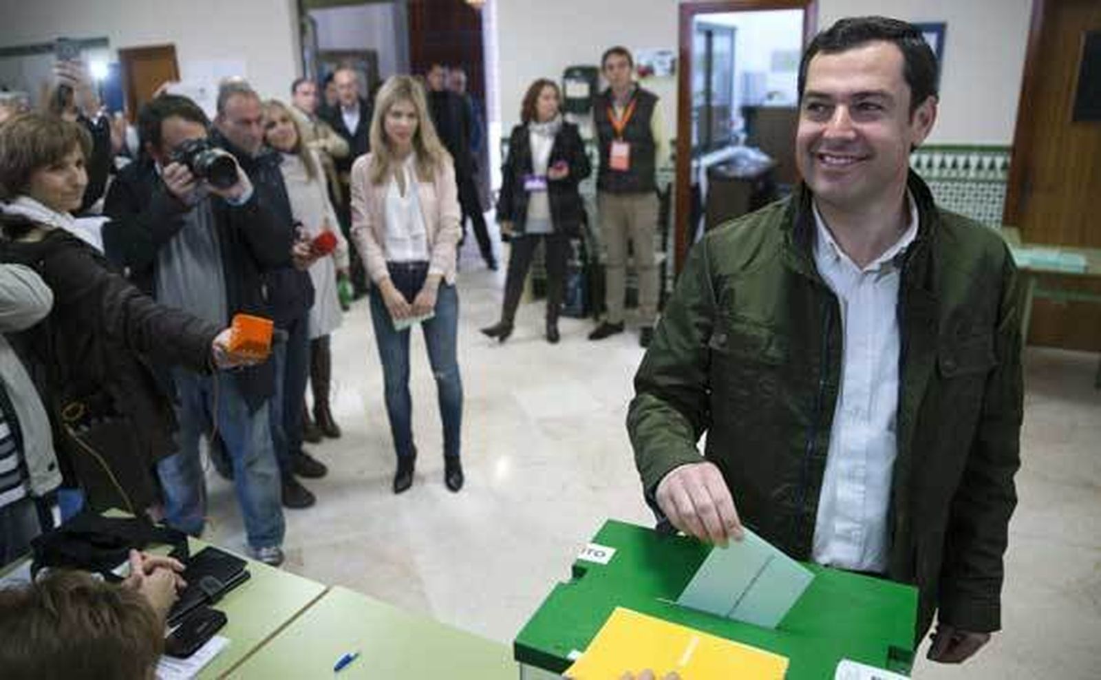 Los candidatos llaman a la participación