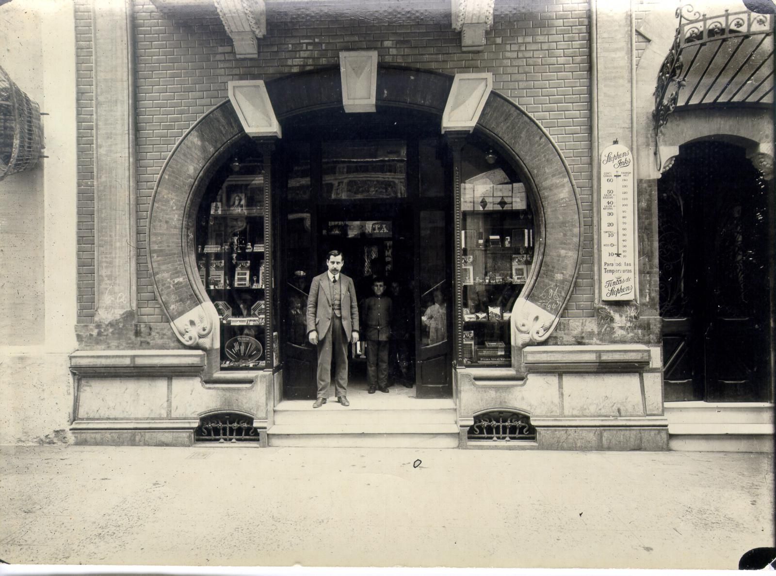 Edificio de la Papelería Inglesa (fotografía posterior a 1912).