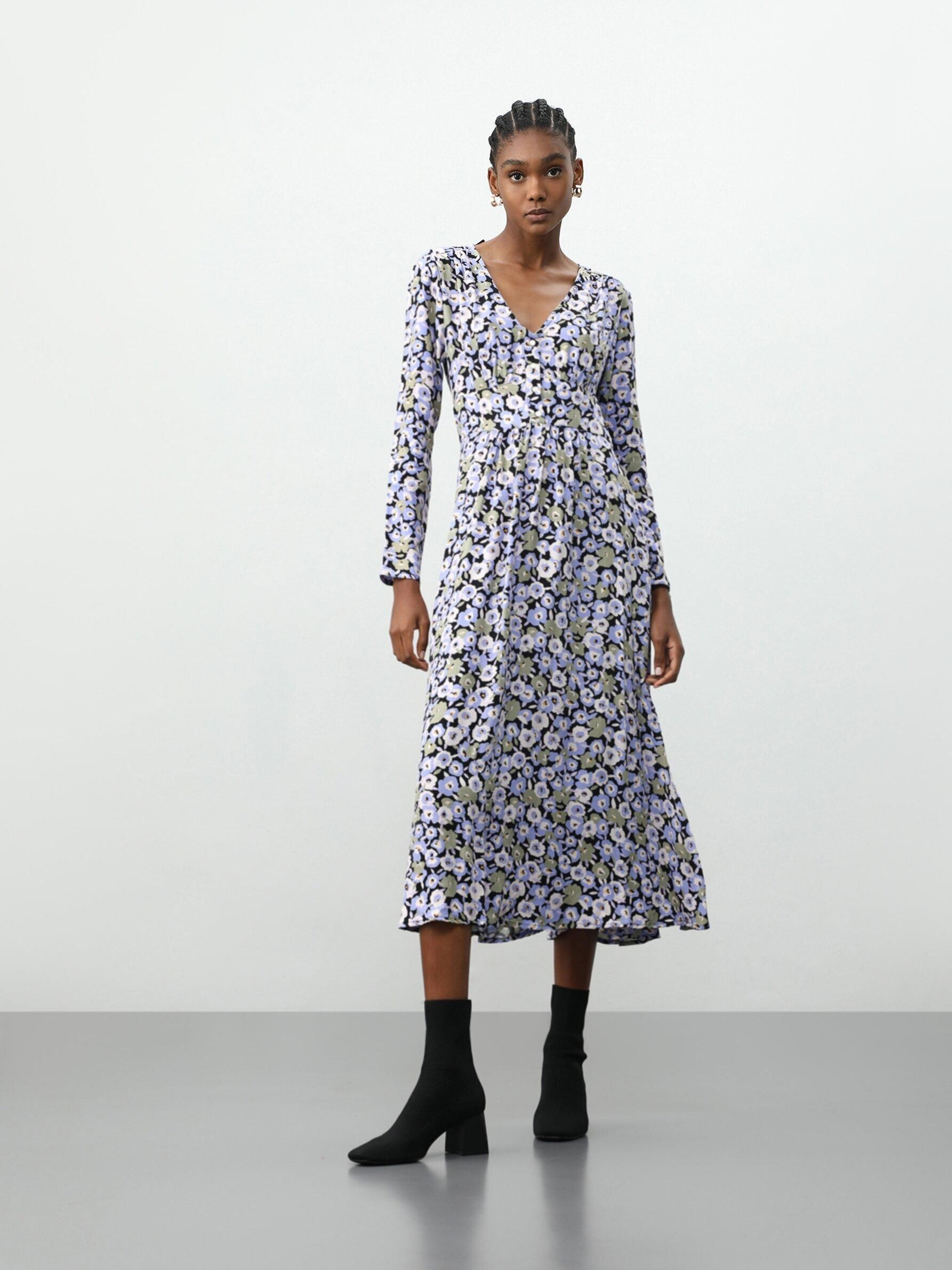 Vestido de flores de Lefties. Vestido de flores de Lefties.