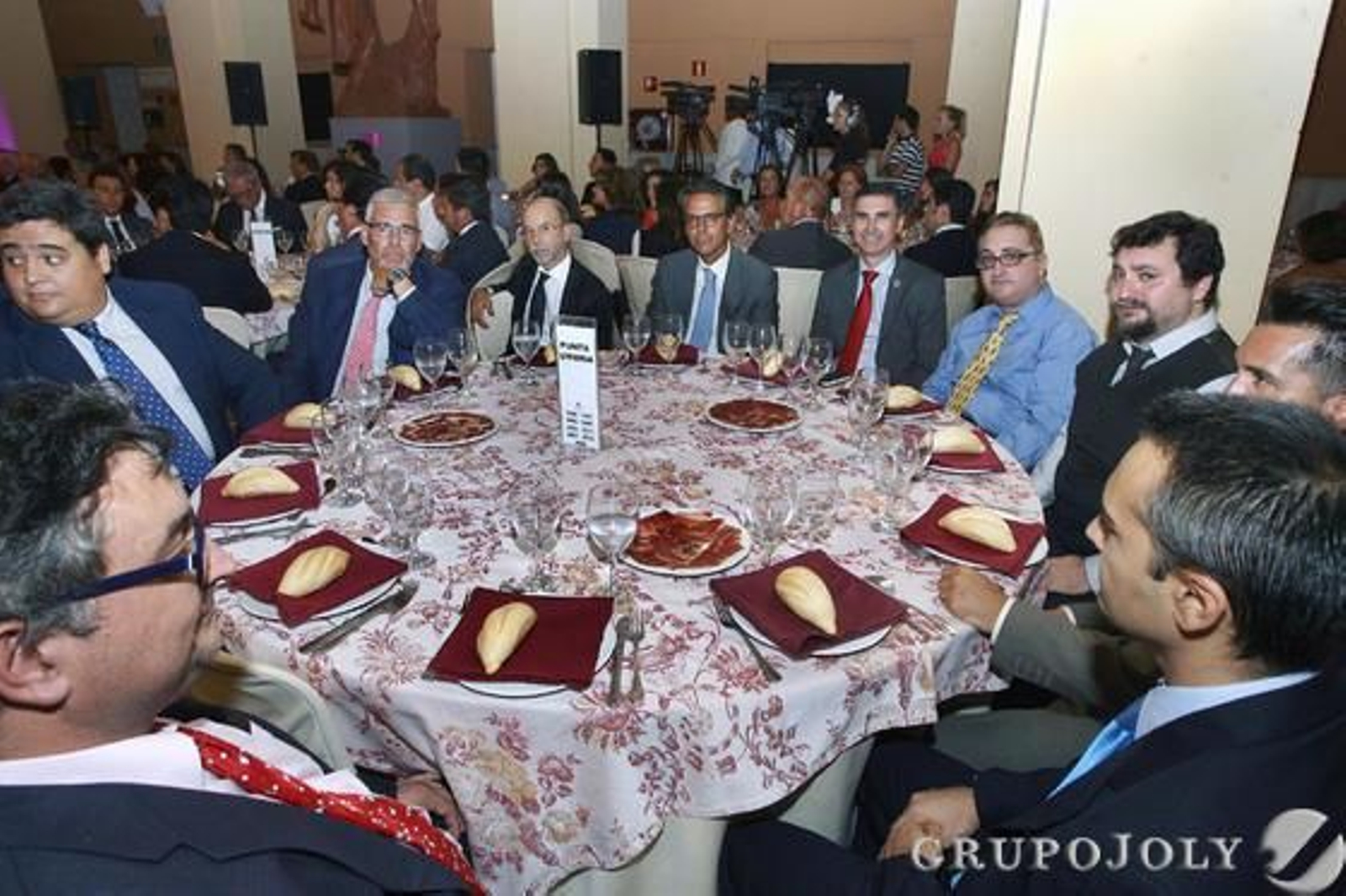 Gerardo Macías, Javier Domínguez, José María García Quílez, Enrique Montero, Rafael Casado, Juan Álvarez, Marcos Macías, Ciro Macías, Isaac Delgado y Francisco José Poyato.

Foto: Alberto Dominguez/ Paqui Segarra