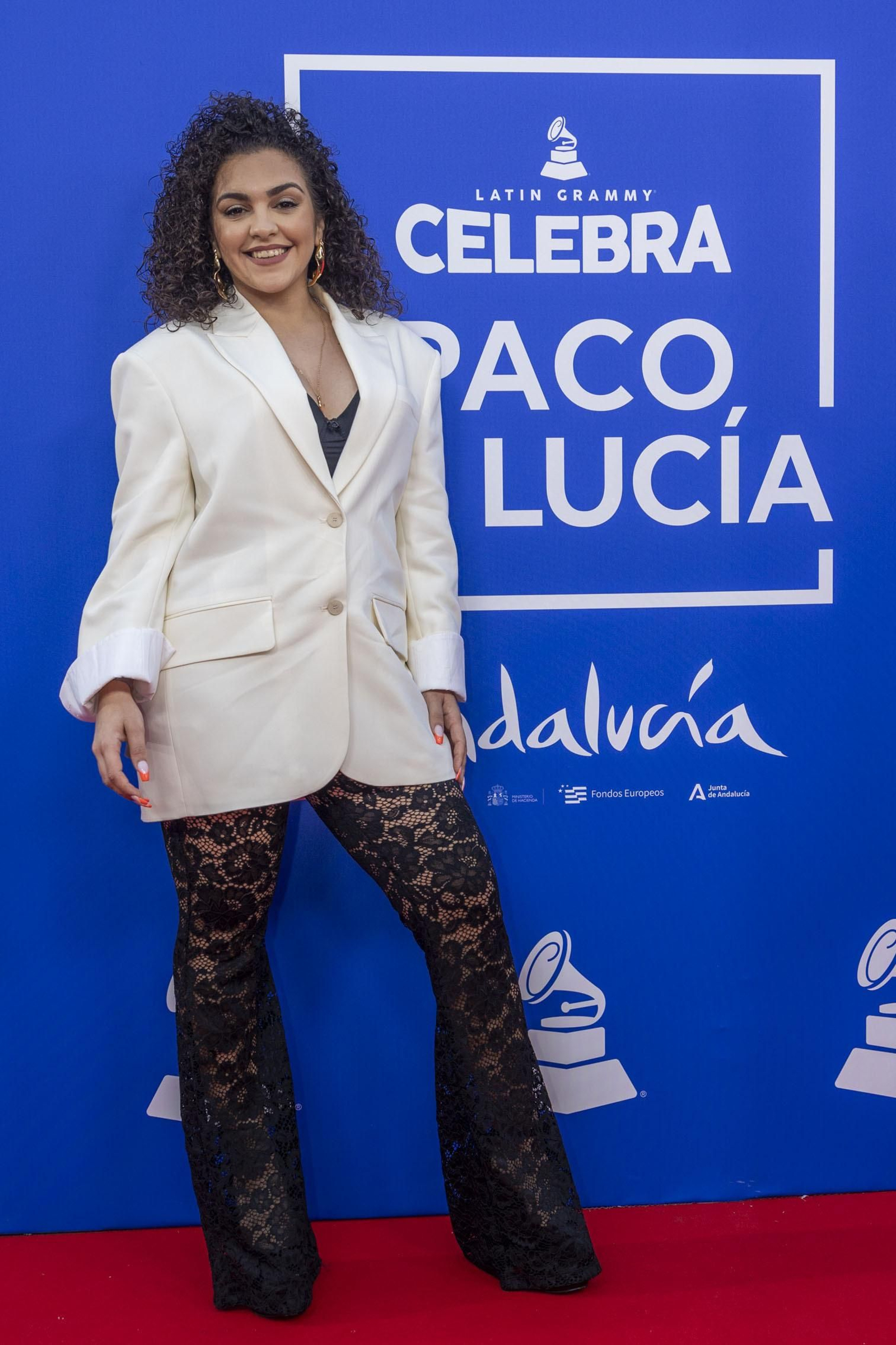 Las imágenes de la alfombra roja en el Falla con el homenaje de los Latin Grammy a Paco de Lucía