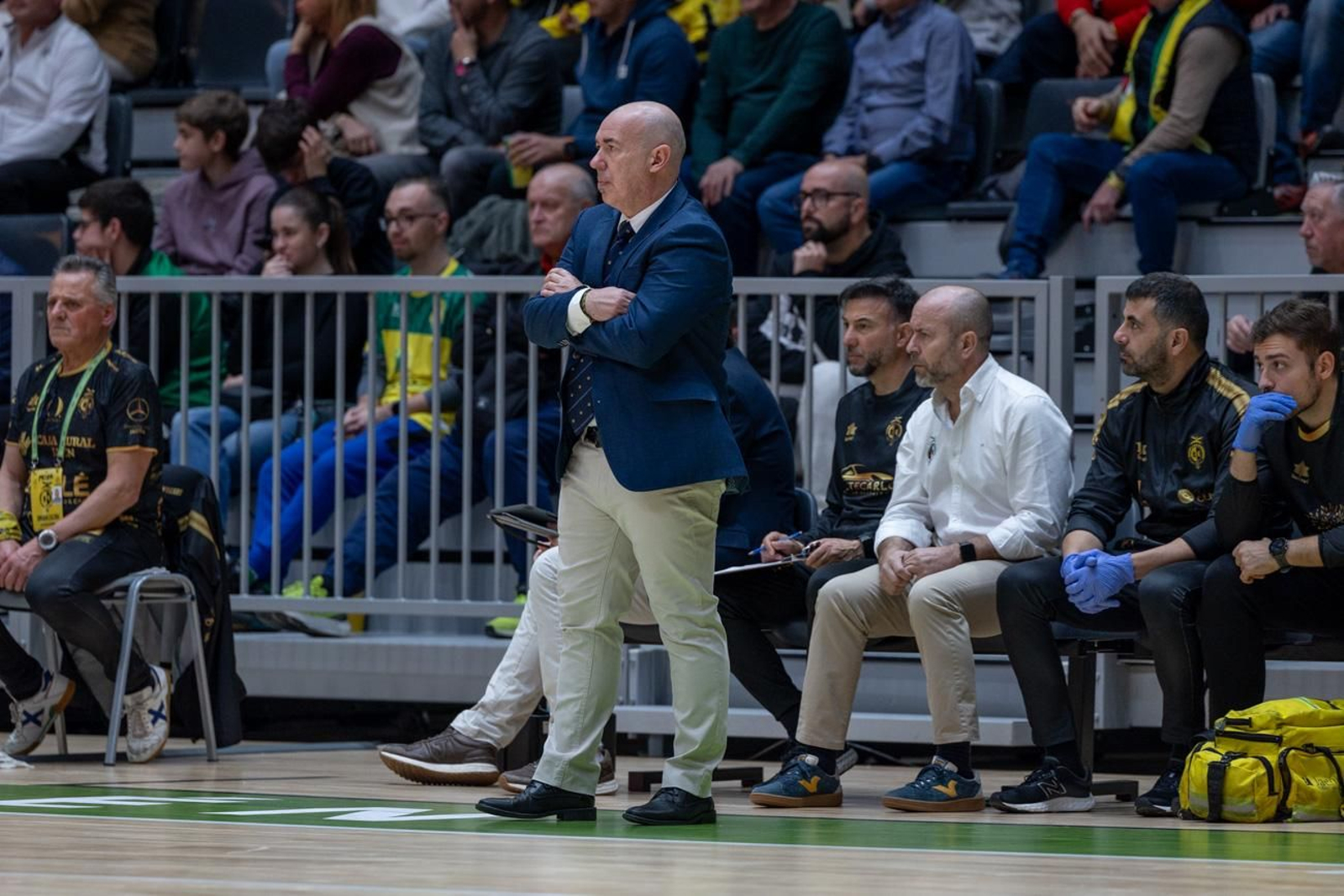 Jaén Paraíso Interior FS  4-3 Family Cash Alzira