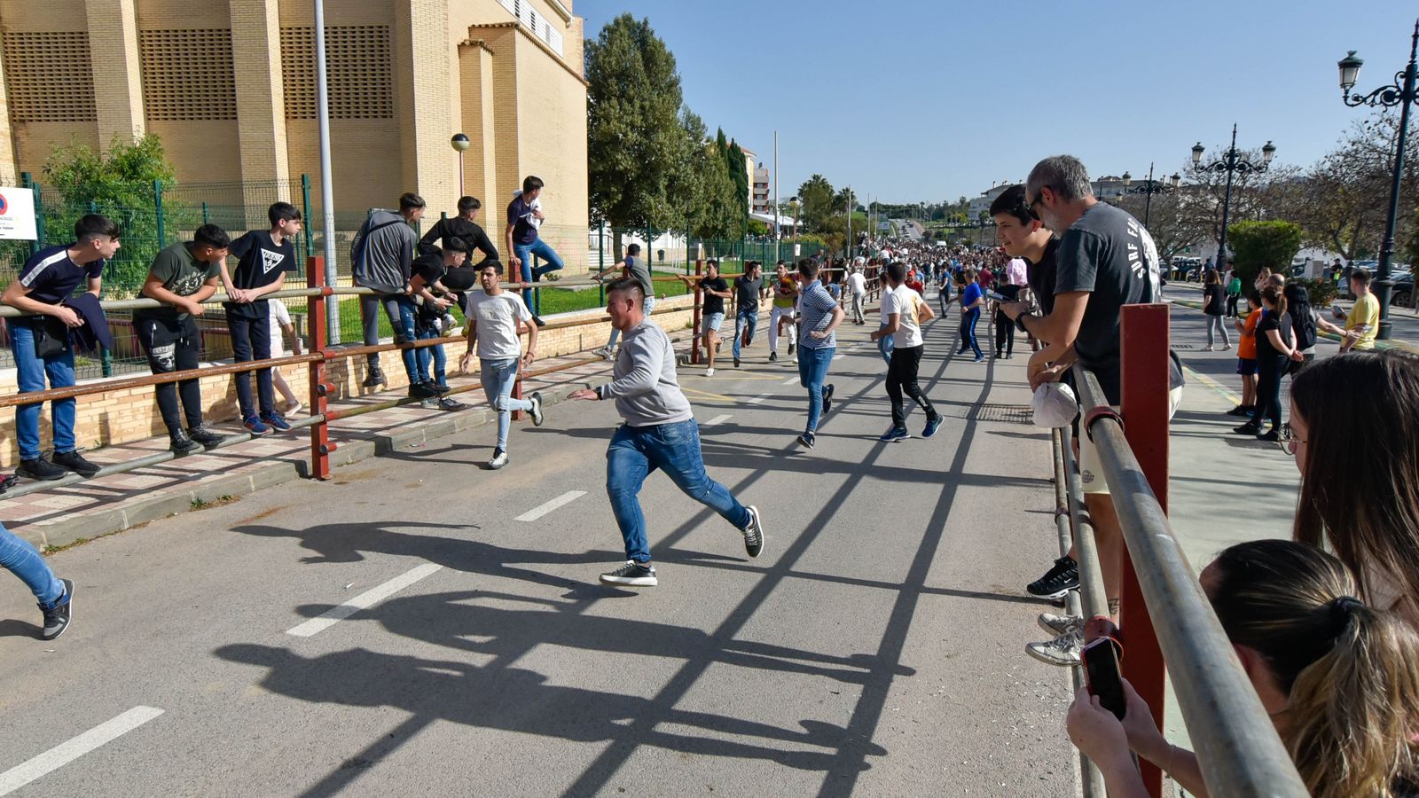 Fotos del encierro del sábado del Toro Embolao en Los Barrios
