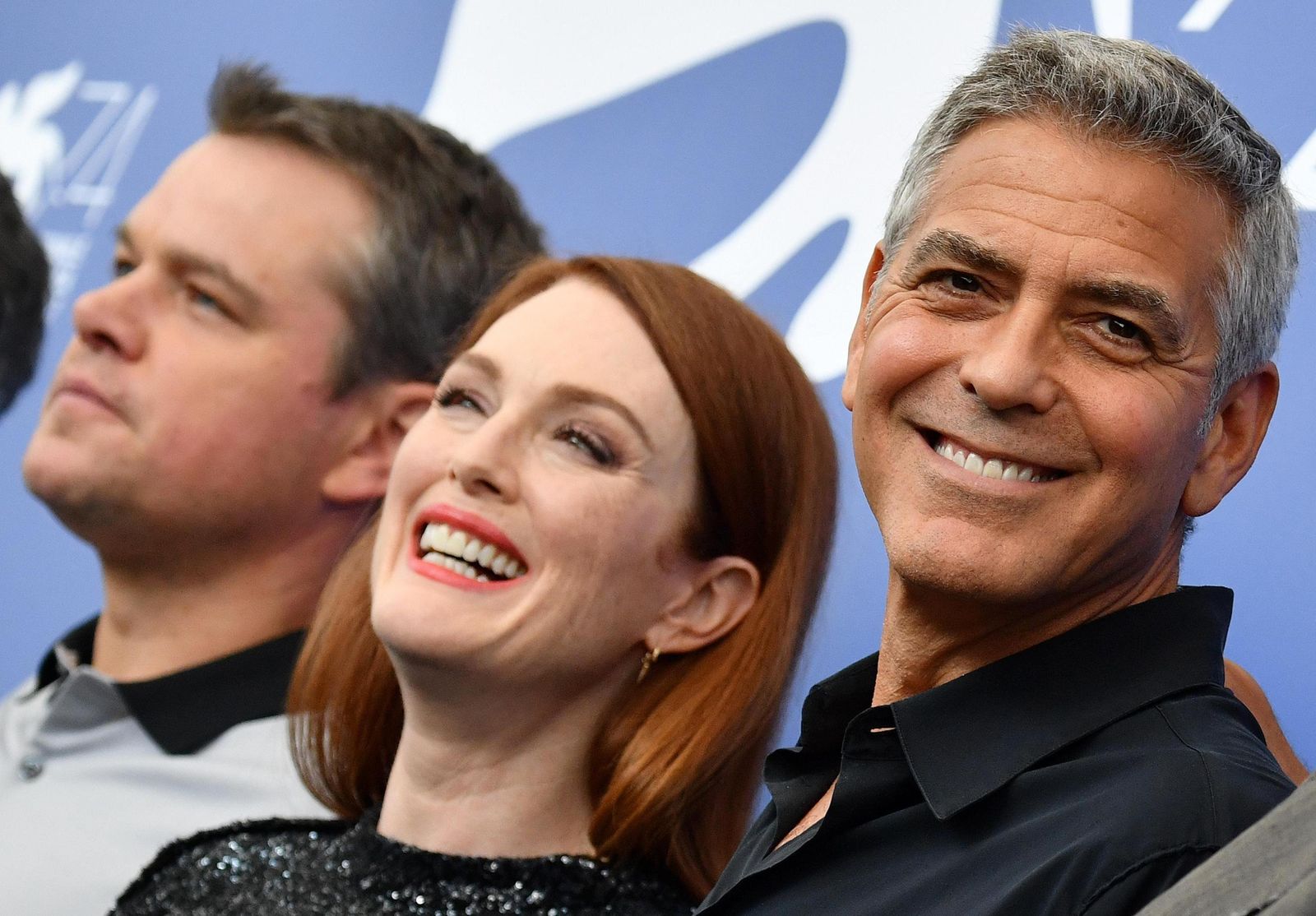 Matt Damon, Julianne Moore y George Clooney, ayer.
